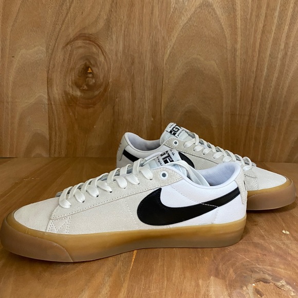 Nike SB Zoom Blazer Low Pro GT - Picture 4 of 6